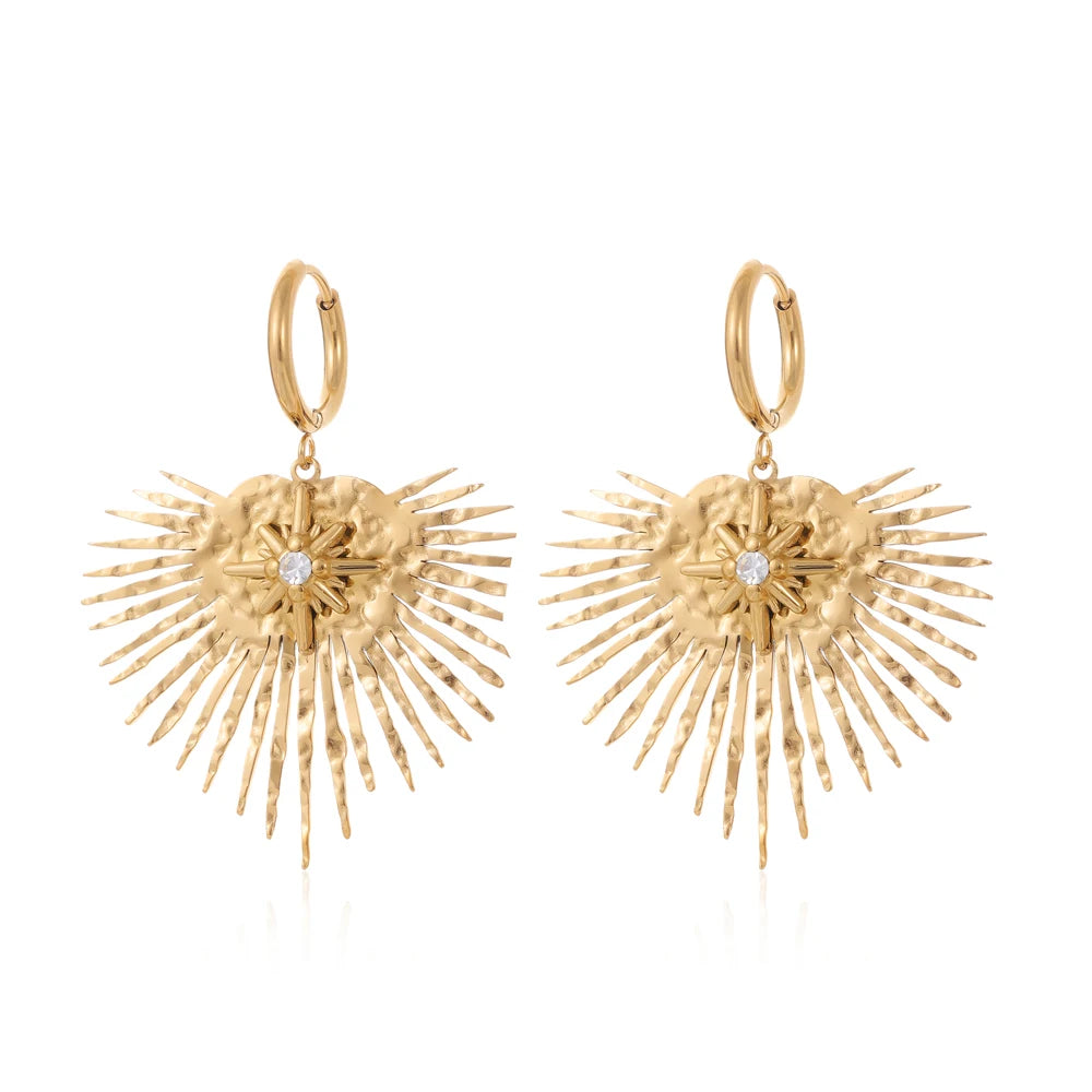 Luxury stainless steel classic heart-shaped earrings