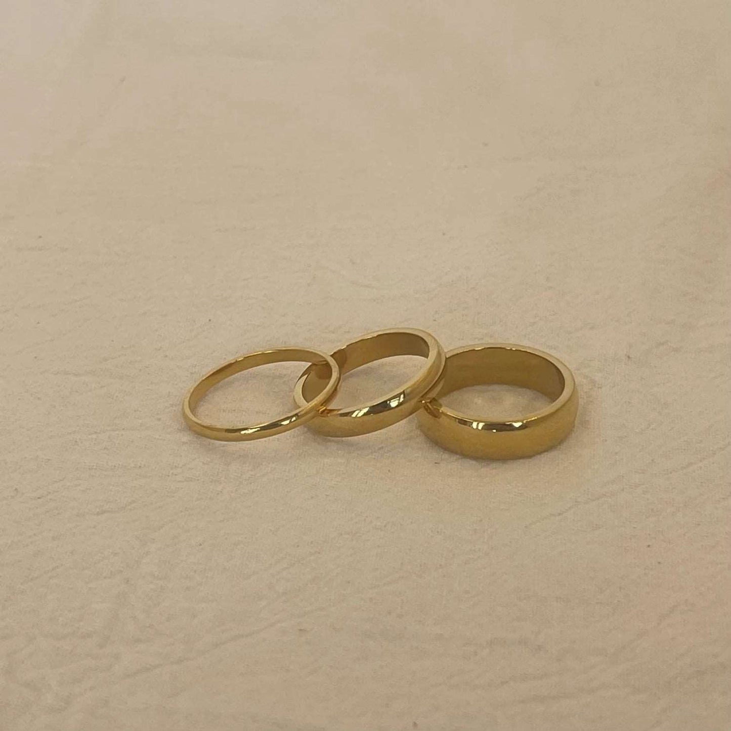 Minimalist Simple Smooth Classic 18K Gold Plated Couple Rings