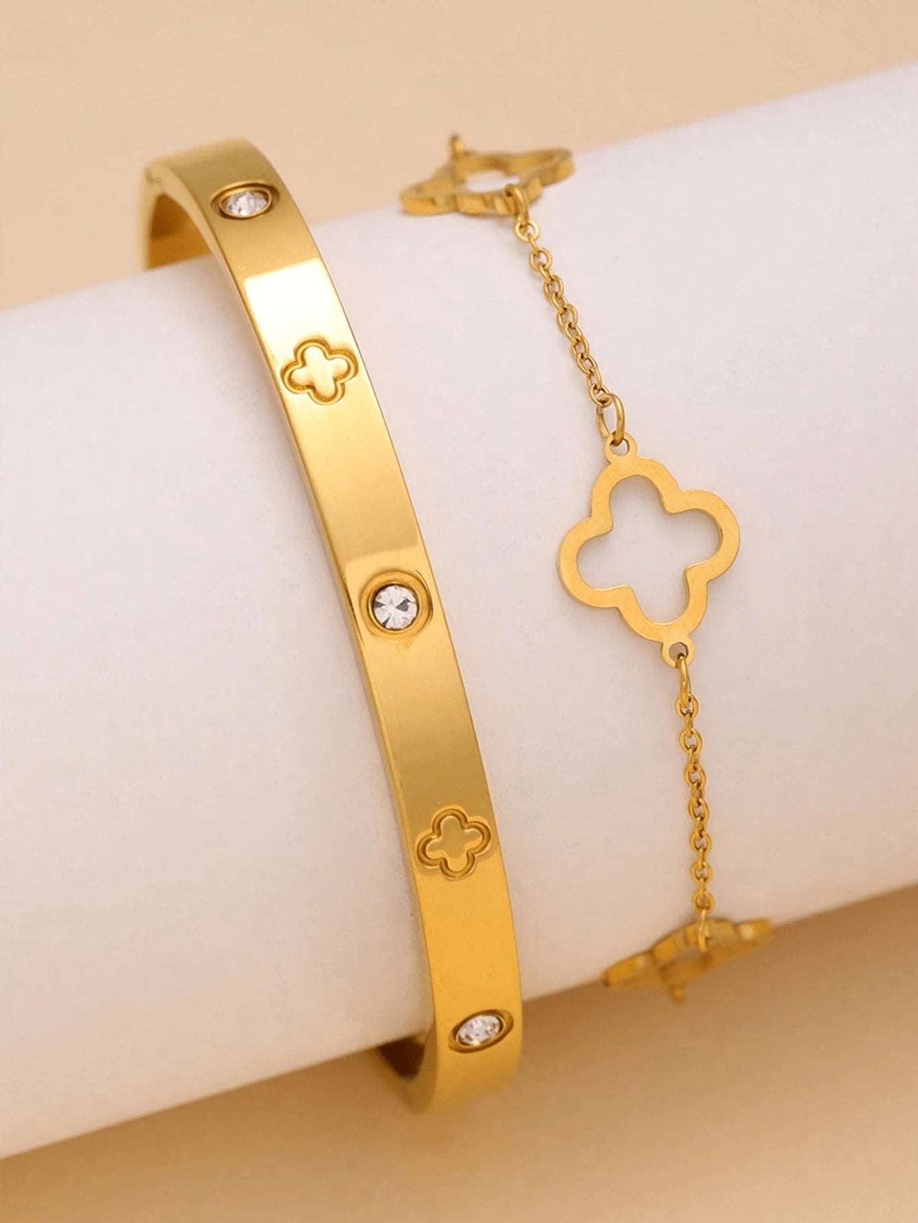 18K Gold Plated Open Clasp Bangle Bracelet